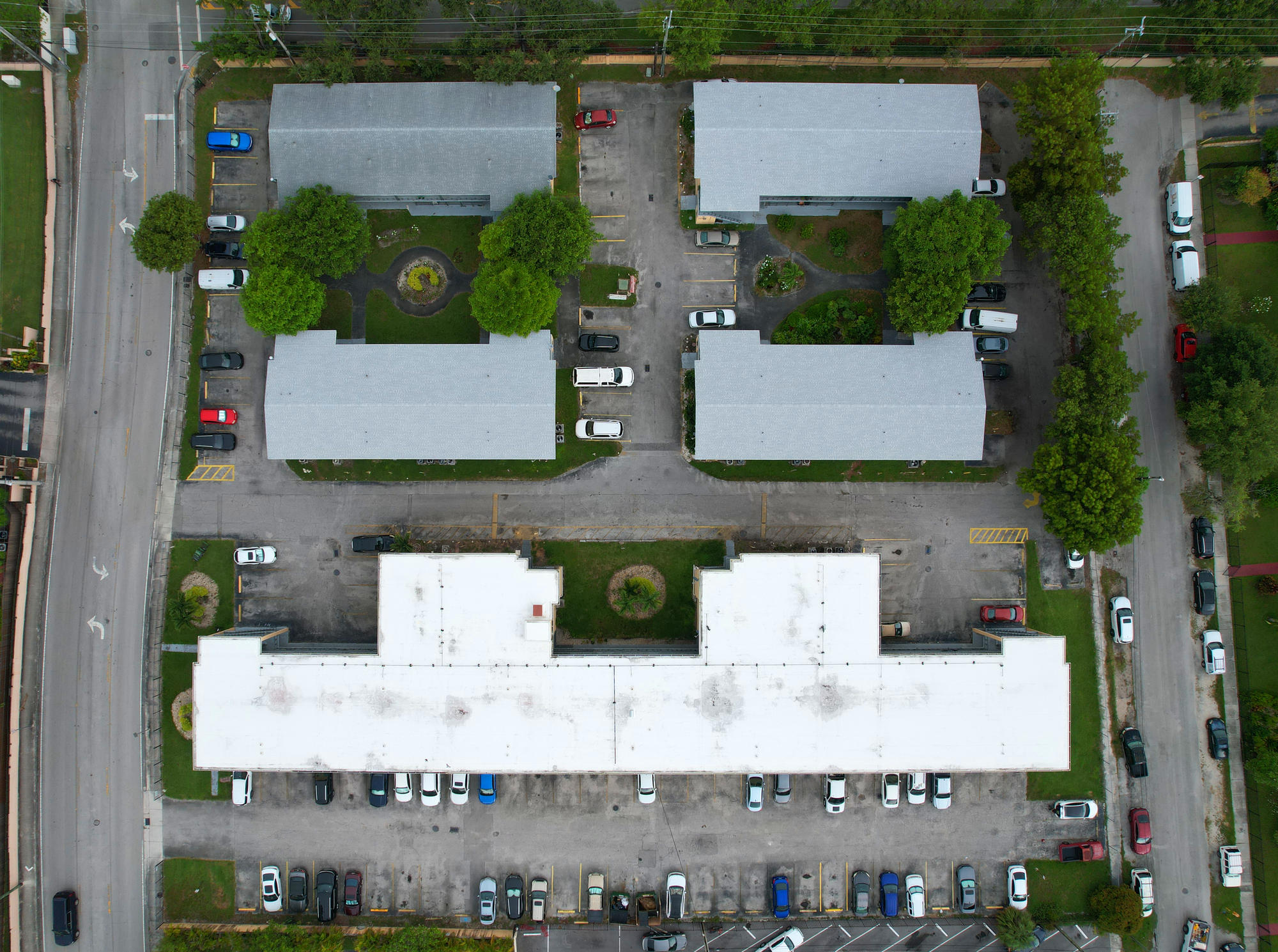 Welcome to the New Tropical Park Condominium Website!